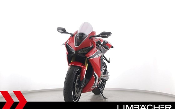 Gebrauchtmotorrad Honda CBR1000RR Fireblade - Bild 3
