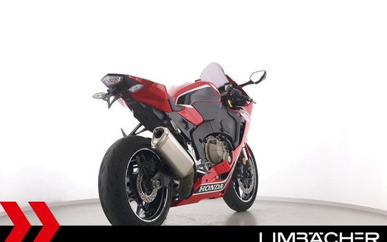 Gebrauchtmotorrad Honda CBR1000RR Fireblade - Bild 8