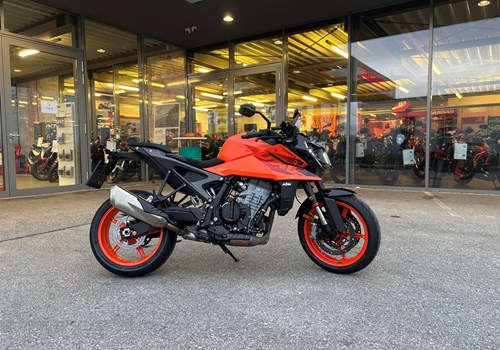 KTM 990 Duke