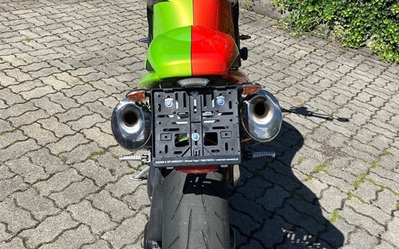 Gebrauchtmotorrad Triumph Speed Triple 1050 - Bild 3