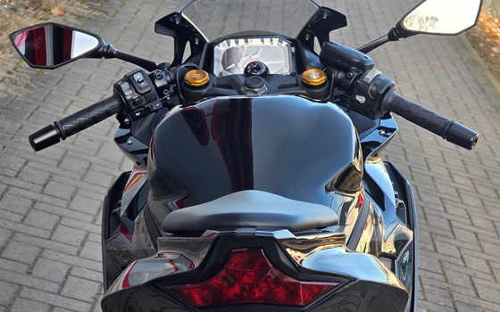 Neufahrzeug Kawasaki Ninja ZX-4RR - Bild 12