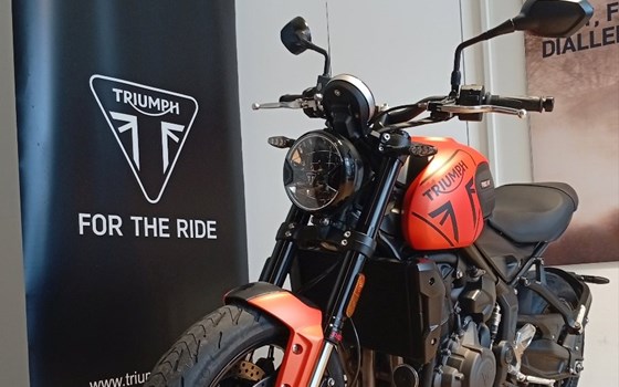 Gebrauchtmotorrad Triumph Trident 660 - Bild 6