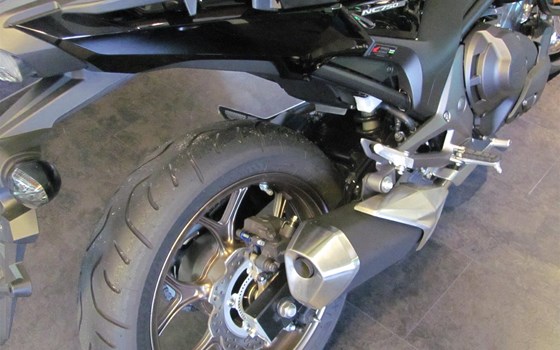 Gebrauchtmotorrad Honda NC750S DCT - Bild 9