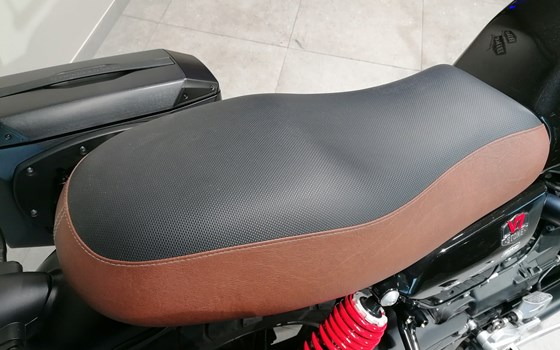 Gebrauchtmotorrad Moto Guzzi V7 Stone Special Edition - Bild 6