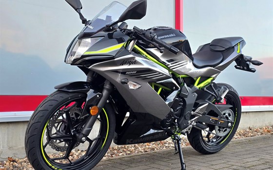Neufahrzeug Kawasaki Ninja 125 - Bild 2