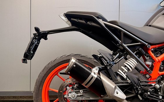 Motorrad Occasion KTM 125 Duke - Bild 2
