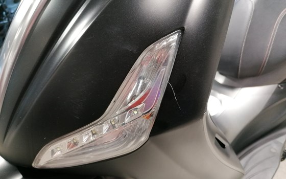 Gebrauchtmotorrad Piaggio Beverly 350ie Sport Touring - Bild 5