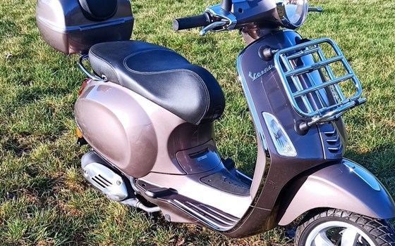 Gebrauchtmotorrad Vespa Primavera 50 4T - Bild 2