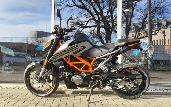 Gebrauchtmotorrad KTM 125 Duke - Bild 3