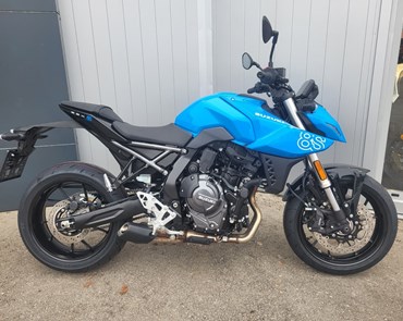 Suzuki GSX-8S