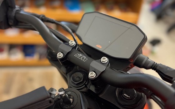 Gebrauchtmotorrad KTM 890 Duke - Bild 9