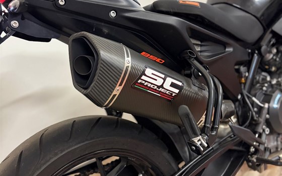 Gebrauchtmotorrad KTM 890 Duke - Bild 3