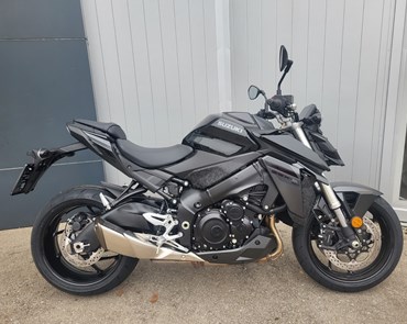 Suzuki GSX-S950