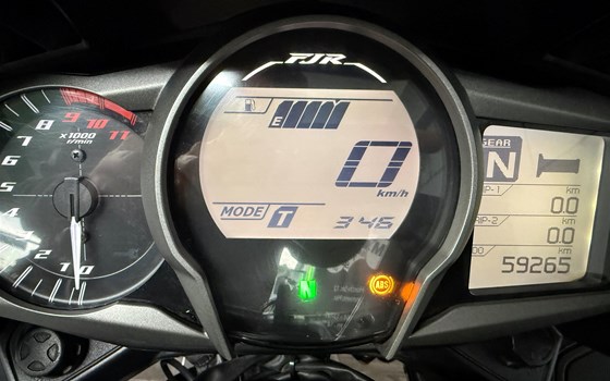 Gebrauchtmotorrad Yamaha FJR1300AE - Bild 13