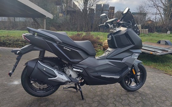 Gebrauchtmotorrad Sym ADX 300 - Bild 10