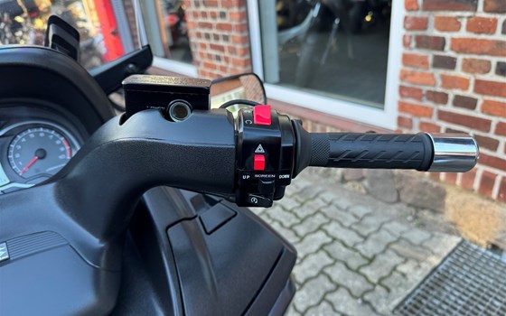 Gebrauchtmotorrad Suzuki Burgman 650 Executive - Bild 8