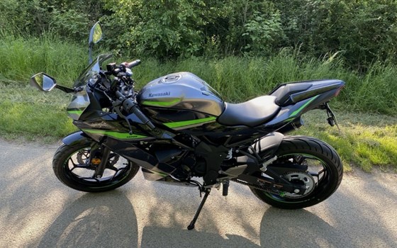 Gebrauchtmotorrad Kawasaki Ninja 125 - Bild 3
