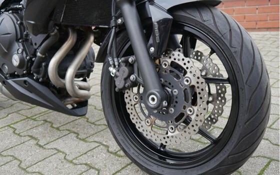 Gebrauchtmotorrad Kawasaki ER-6n - Bild 4