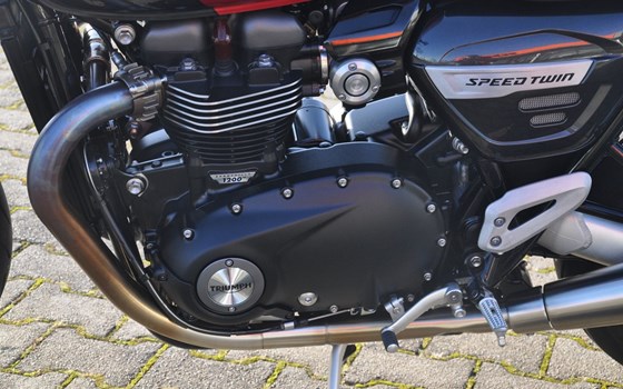 Gebrauchtmotorrad Triumph Speed Twin 1200 - Bild 14