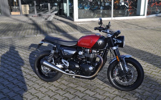 Gebrauchtmotorrad Triumph Speed Twin 1200 - Bild 2