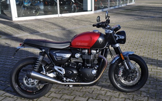 Gebrauchtmotorrad Triumph Speed Twin 1200 - Bild 3