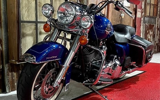 Gebrauchtmotorrad Harley-Davidson Road King Custom FLHRS - Bild 11