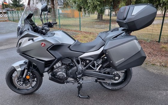 Gebrauchtmotorrad Honda NT1100 DCT - Bild 1