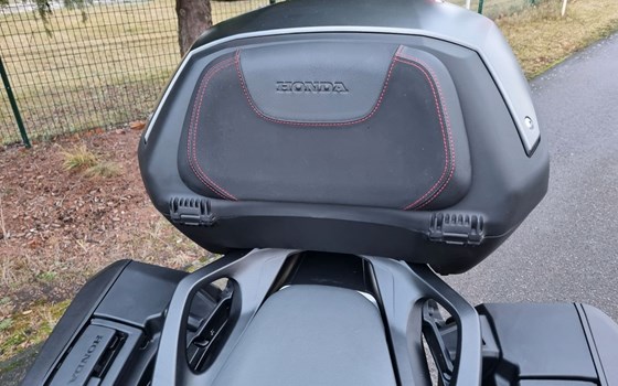 Gebrauchtmotorrad Honda NT1100 DCT - Bild 8