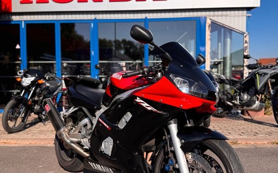 Gebrauchtmotorrad Yamaha YZF-R6 - Bild 1