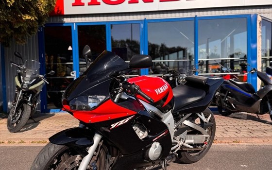 Gebrauchtmotorrad Yamaha YZF-R6 - Bild 2