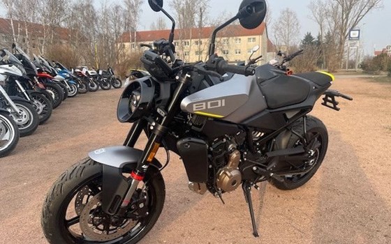Gebrauchtmotorrad Husqvarna Vitpilen 801 - Bild 7