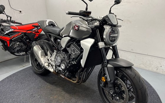 Gebrauchtmotorrad Honda CB 1000 R - Bild 14