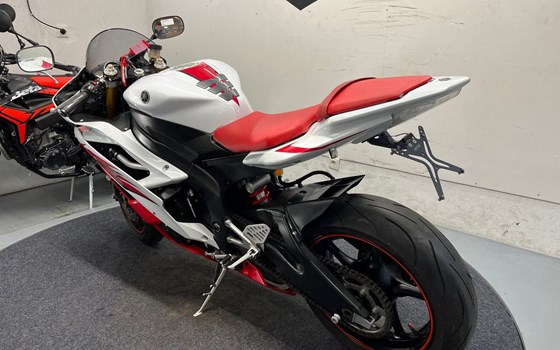 Gebrauchtmotorrad Yamaha YZF-R6 - Bild 3