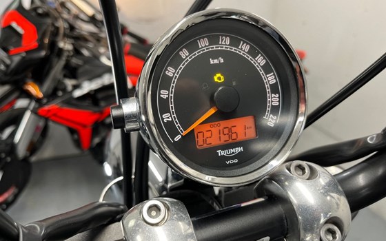 Gebrauchtmotorrad Triumph Speedmaster - Bild 9