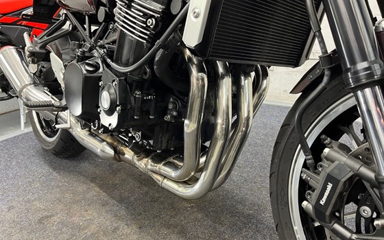 Gebrauchtmotorrad Kawasaki Z900 RS - Bild 13