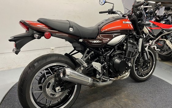 Gebrauchtmotorrad Kawasaki Z900 RS - Bild 9