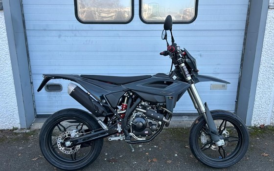 Neufahrzeug Beta RR 125 4T Motard T X special edition - Bild 2