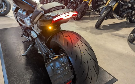 Gebrauchtmotorrad Triumph Rocket 3 R - Bild 8