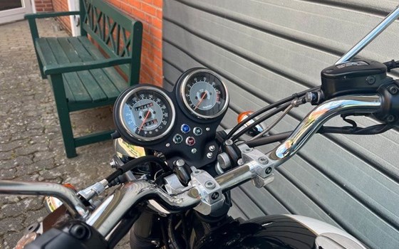 Gebrauchtmotorrad Triumph Bonneville T100 - Bild 2