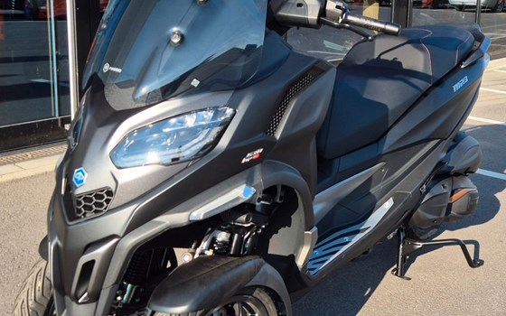 Gebrauchtmotorrad Piaggio MP3 530 HPE Exclusive - Bild 2