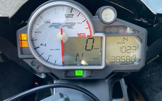 Gebrauchtmotorrad BMW S 1000 RR - Bild 8
