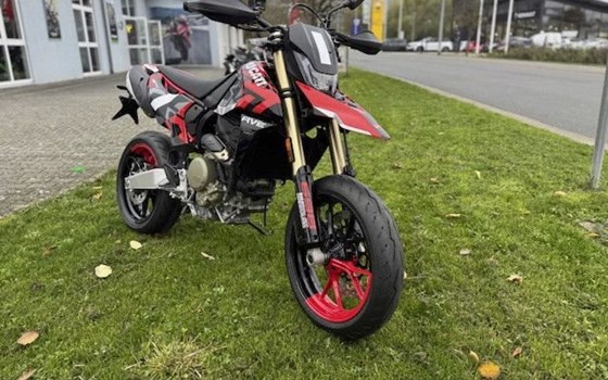 Gebrauchtmotorrad Ducati Hypermotard 698 Mono RVE - Bild 11