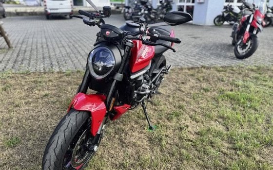 Gebrauchtmotorrad Ducati Monster - Bild 3