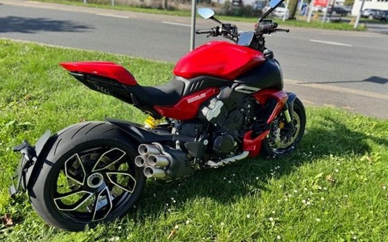Gebrauchtmotorrad Ducati Diavel V4 - Bild 8