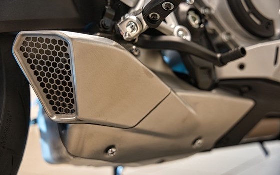 Gebrauchtmotorrad CFMOTO 675SR-R - Bild 18