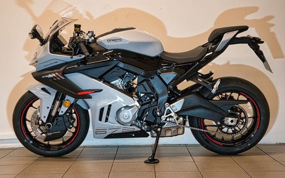 Gebrauchtmotorrad CFMOTO 675SR-R - Bild 3