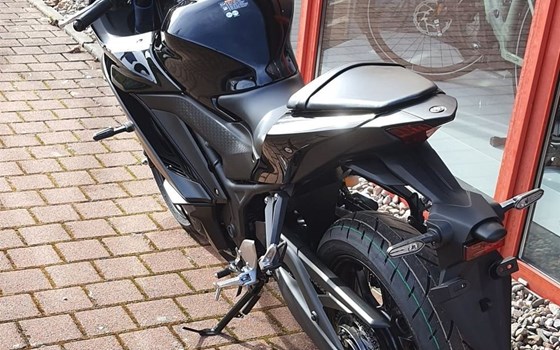 Neufahrzeug Yamaha YZF-R3 - Bild 8
