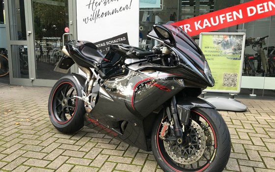 Gebrauchtmotorrad MV Agusta F4 - Bild 1
