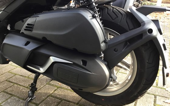 Neufahrzeug Piaggio Beverly 400 - Bild 10