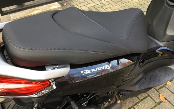 Neufahrzeug Piaggio Beverly 400 - Bild 17